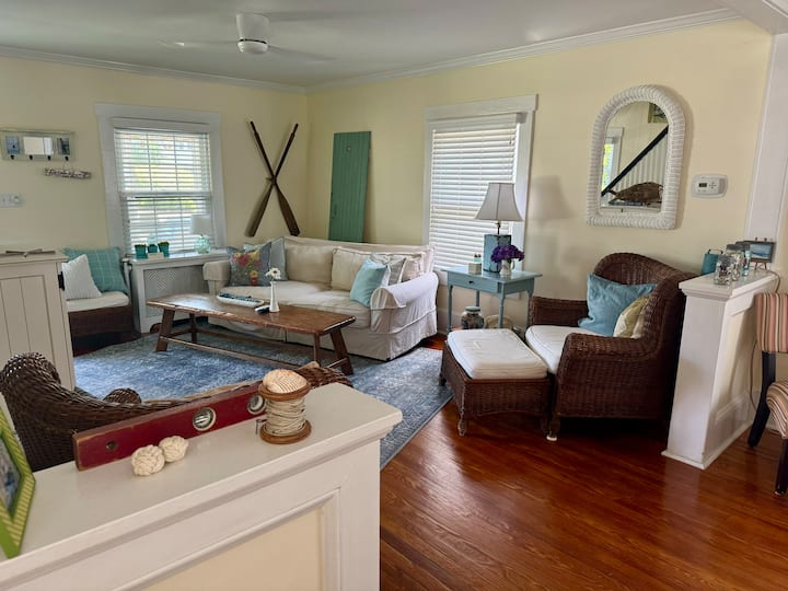 Charming Spring Lake Beach House 3br  Beach & Town - Spring Lake, NJ