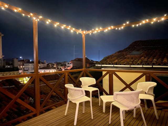 Flat with roof terrace near San Marco &Grand Canal