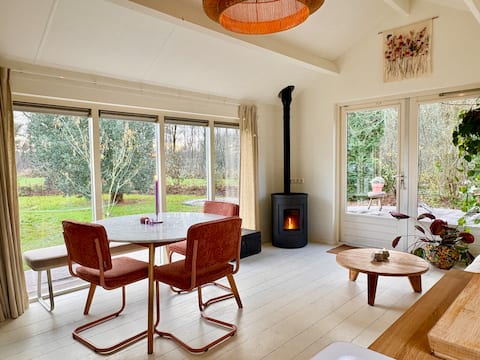 Private vacation home with hottub and fire place