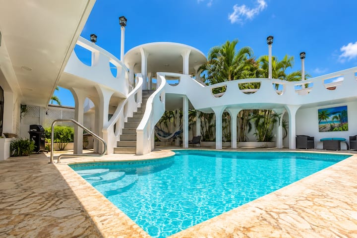 Casa De Playa Gamil Rene (Walk To The Beach) - Puerto Rico