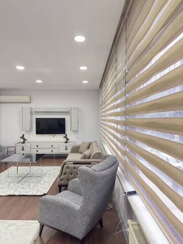 Luxury apartment on 4 -1 street gallery image 2