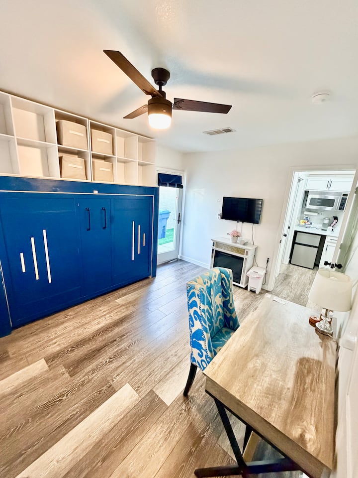 Cozy Summerlin Studio|private Entrance + Full Bath - Las Vegas, NV