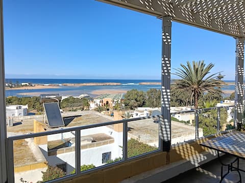 p6 duplex with lagoon view and three pools