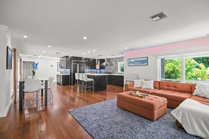 Custom remodeled home near beach gallery image 2