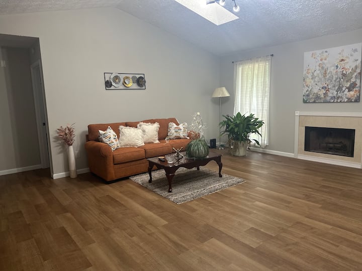 The Exquisite Guest House - Jonesboro, GA