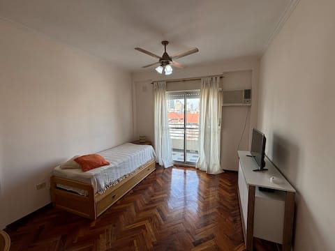 Successful Airbnb property: Apartment in the heart of the city. Bright with balcony in Departamento La Capital