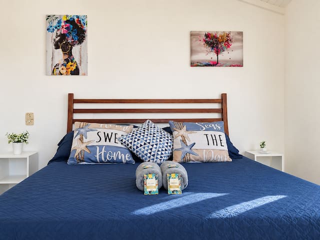 5𝒕𝒐 𝑬𝒍𝒆𝒎𝒆𝒏𝒕𝒐 𝑯𝒐𝒖𝒔𝒆 managed Airbnb listing 1