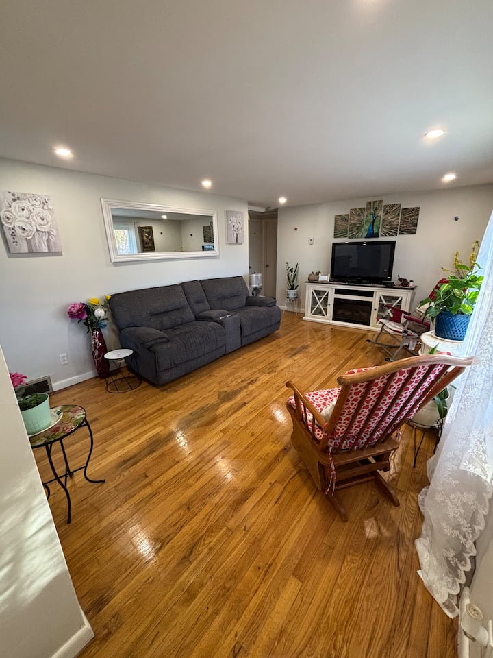 Cozy Delight - Washington Heights, NY