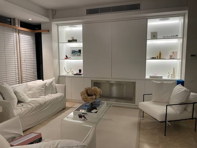 3 bed beach house with pool gallery image 2