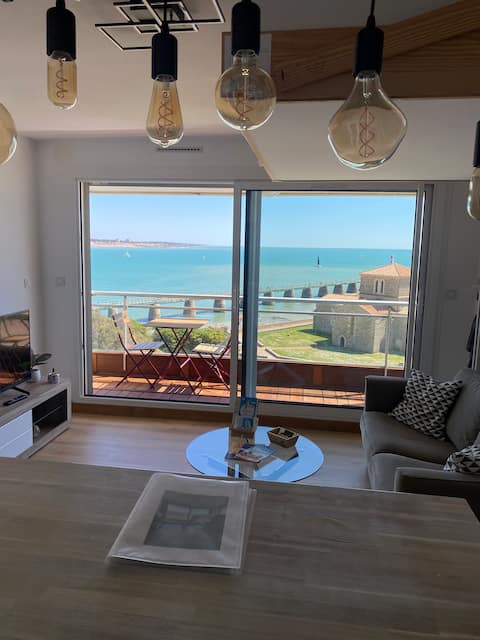 Popular Airbnb listing: Sea view studio in Les Sables D'olonne