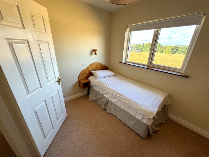 საძინებელი 3