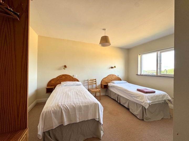 საძინებელი 1