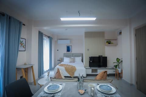 GRIHA sunlight studio, Lazimpat