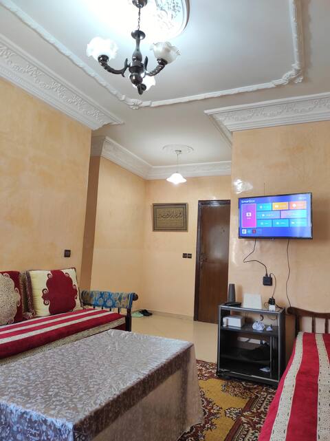 Top performing Airbnb: Quiet family apartment 3 min to Casa nearshore in Arrondissement D'aïn Chock مقاطعة عين الشق