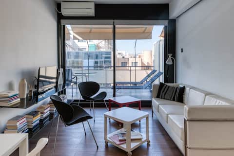 Successful Airbnb property: Central. Peaceful. Modern. | 6th Floor w. Balcony in νεαπολη I