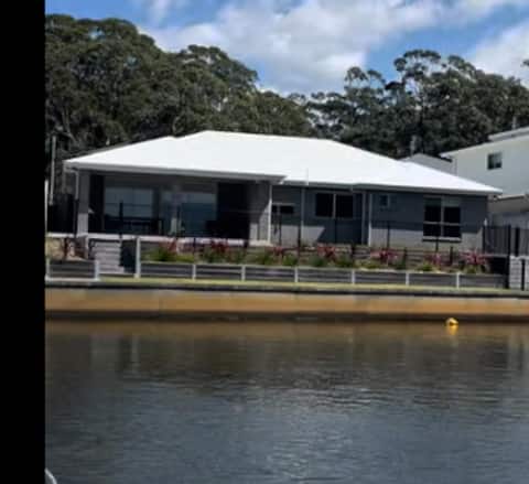 Charlie’s Getaway Sussex Inlet