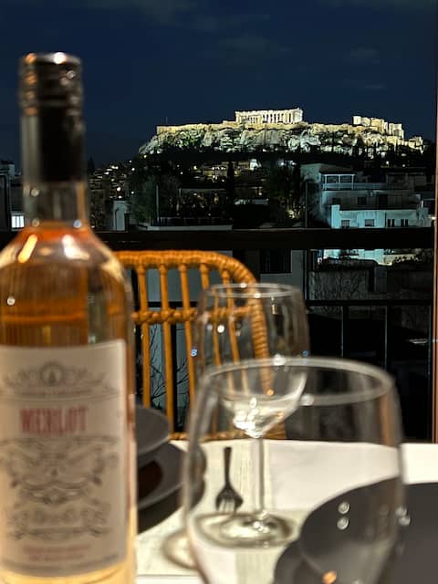 Top performing Airbnb: Luxury with Acropolis view in ΚΑΜΠΑ