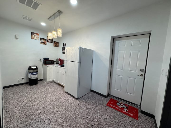 Spacious & Comfortable Room In Thornton - Thornton, CO