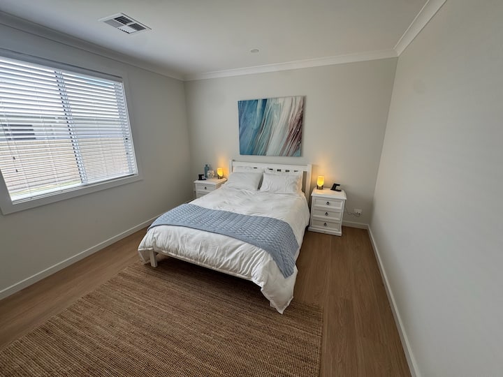 ห้องนอนที่ 4 ชั้นล่าง