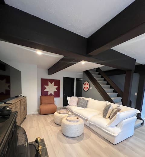 The Harbor Chalet - 5 min to Highlands/Nubs/Beach!