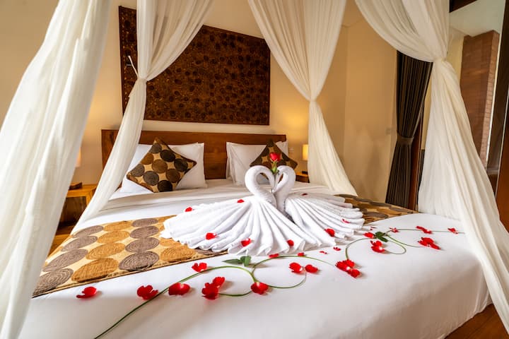 Modern Private Pool Villa In Ubud With Nature - Ubud