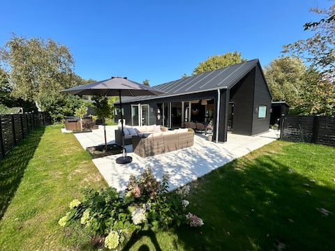 Newly built stylish cottage