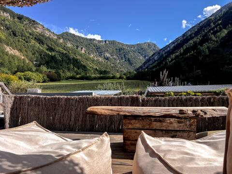 Lungta House: Friendly rental in Drôme.