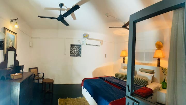 Bedroom 2 image 2