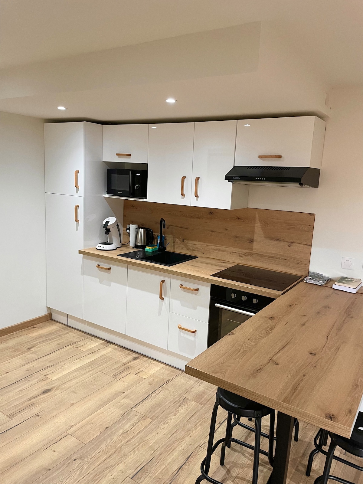 Top Airbnb: Beautiful quiet 2 bedroom apartment à Banyuls Sur Mer