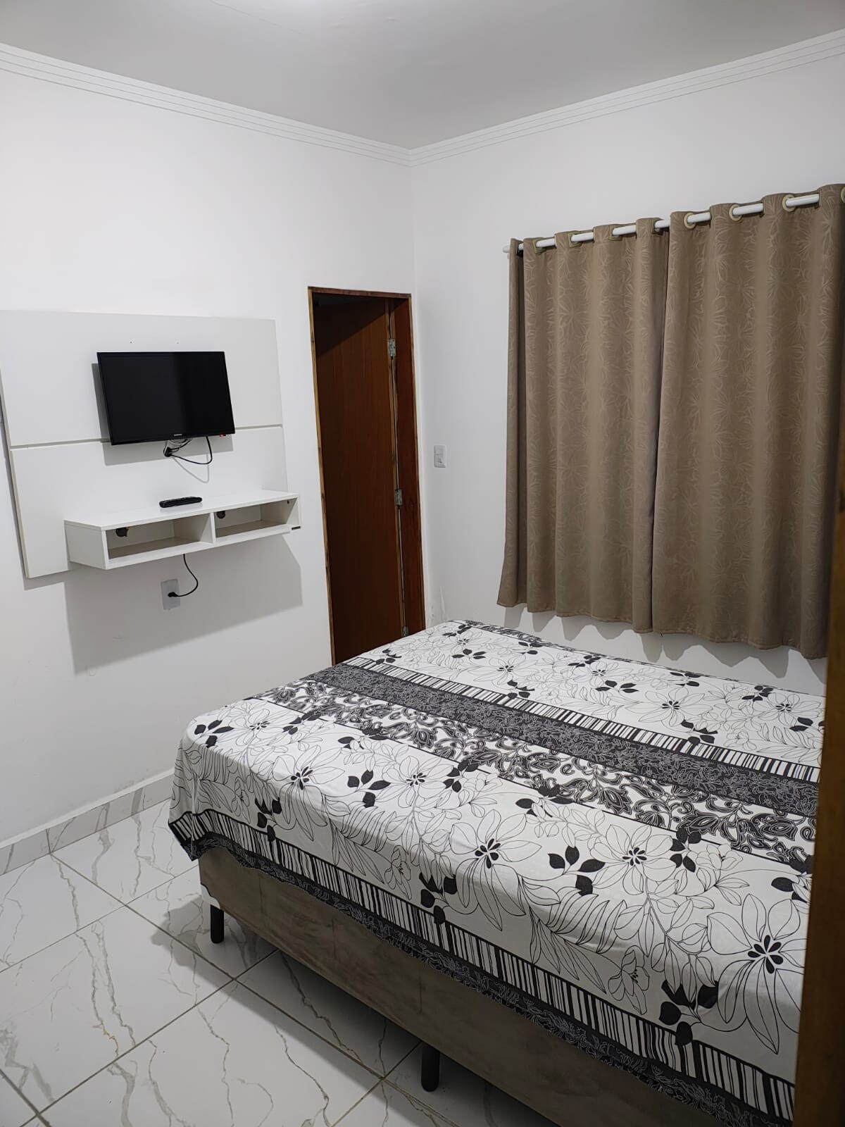 Top Airbnb: House with pool in Itanhaém Balneário Gaivotas. in Itanhaém