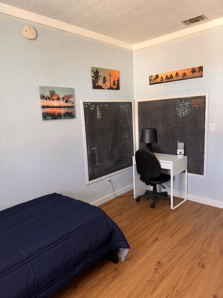 საძინებელი 3