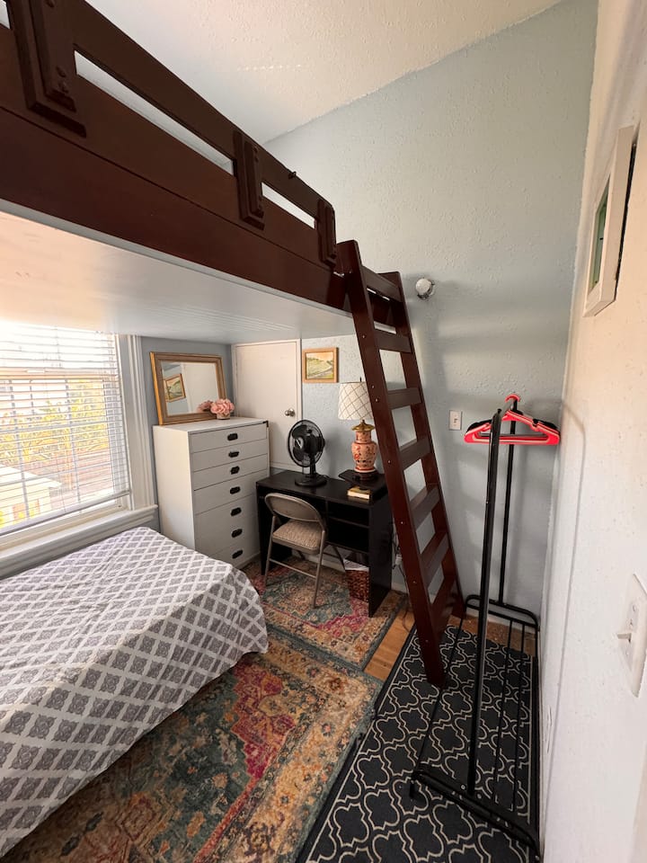 საძინებელი 4