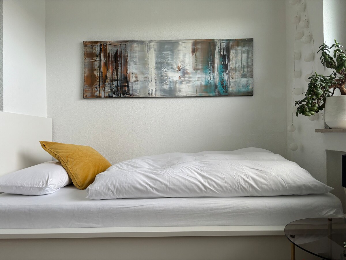 Charming and quiet 3-room apartment with an area of ​​94 sq.m. with balcony
