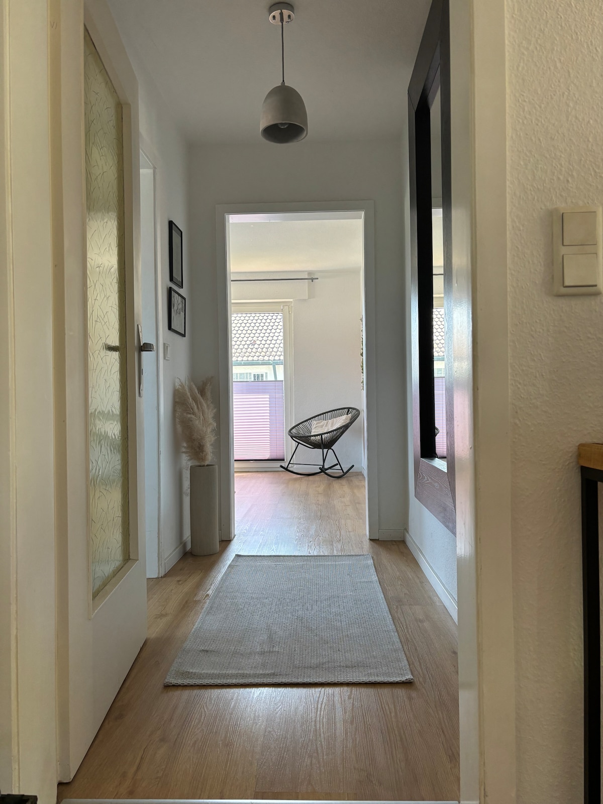 Charming and quiet 3-room apartment with an area of ​​94 sq.m. with balcony