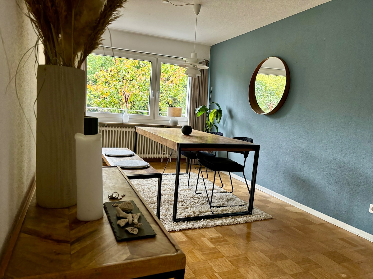 Charming and quiet 3-room apartment with an area of ​​94 sq.m. with balcony