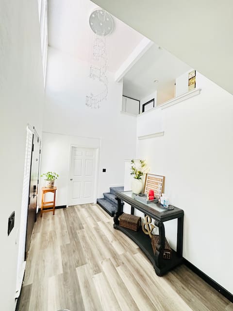 Spacious home near Napa and Vallejo!