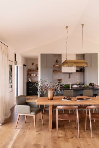 Port Farm ~ Luxury Off-Grid Stay with Ocean Views