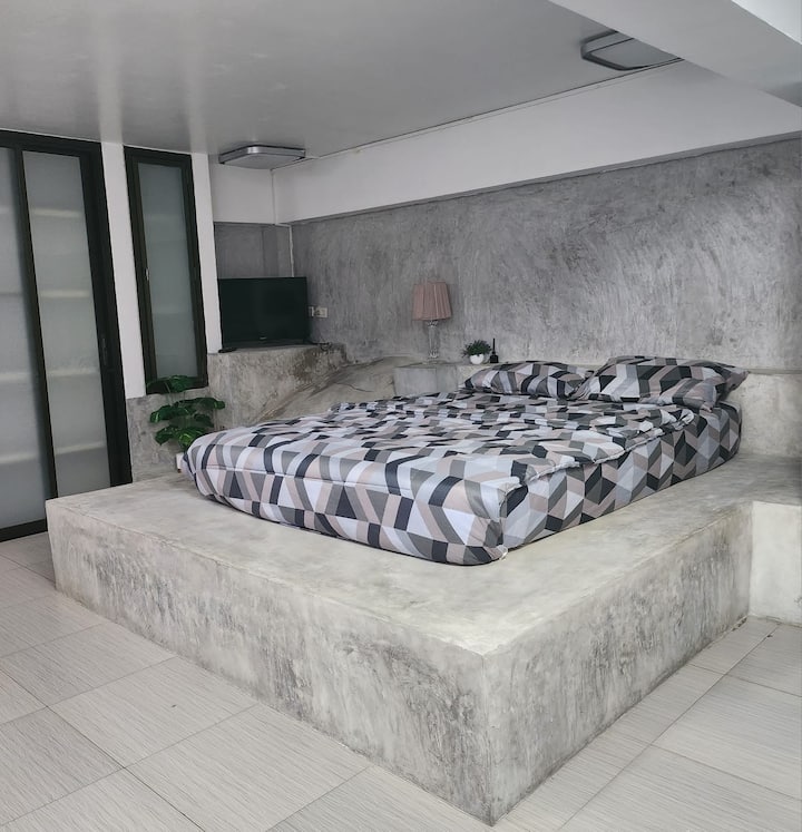 საძინებელი 1