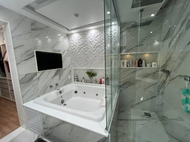 Casa 5 suítes, reta da praia c/piscina e Jacuzzis gallery image 3