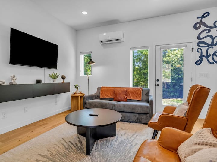 Sokno Townhouse W/rooftop ~ 1 Mile To Campus & Dt - Knoxville, TN