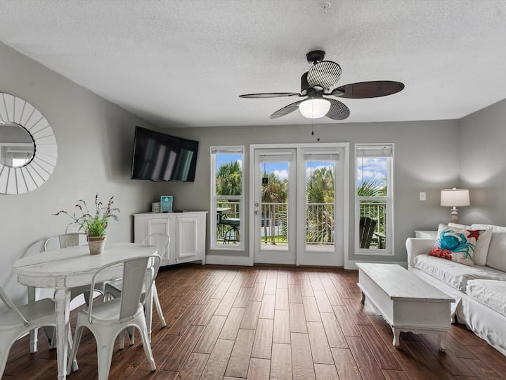 1bd/1ba Condo, Steps To Beach, Pool + Hot Tub - Perdido Key, FL