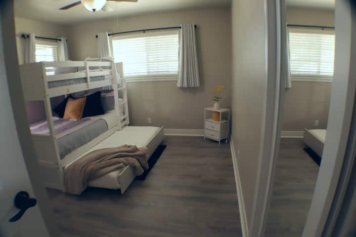 Literas de tamaño completo con cama nido individual