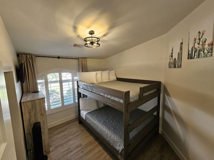 غرفة النوم 2