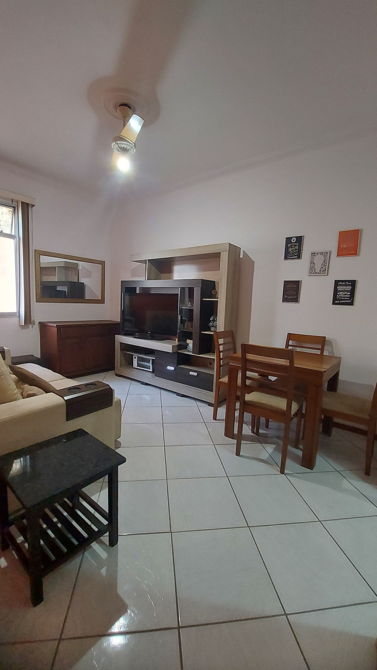 Popular Airbnb listing: Glória, excellent location, close to the subway. in Glória