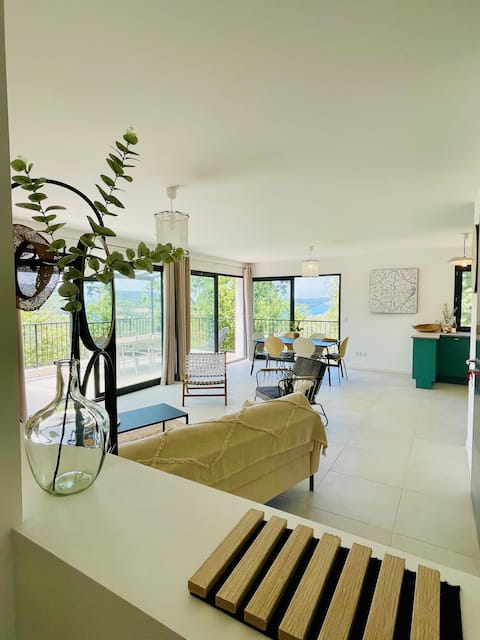 Villa Carpe Diem *Air conditioning & Lake View