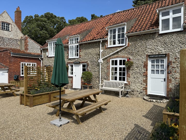 An Idyllic Holiday Cottage In North Norfolk - Blakeney