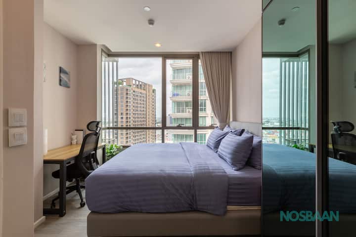 The Room Sukhumvit 69 | 2 Workspaces, 2 Min Bts - Bangkok