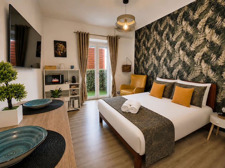 Tiny Studio Near Termini And Colosseo - Rome