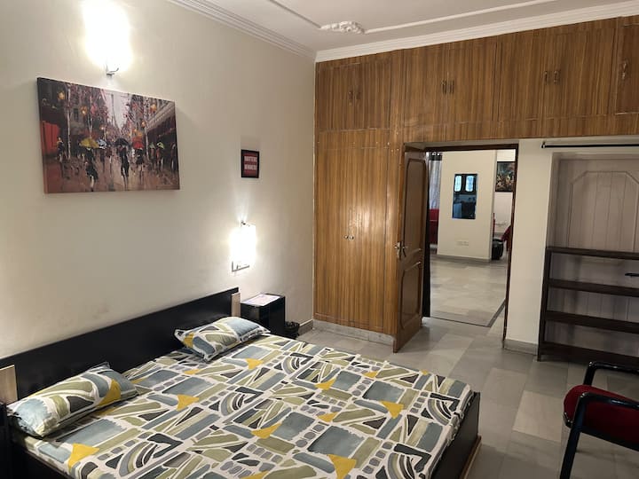 საძინებელი 2