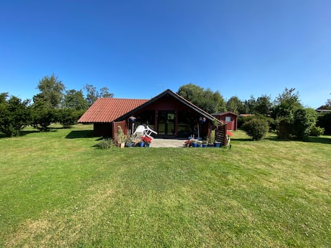 Cozy cottage by the beach